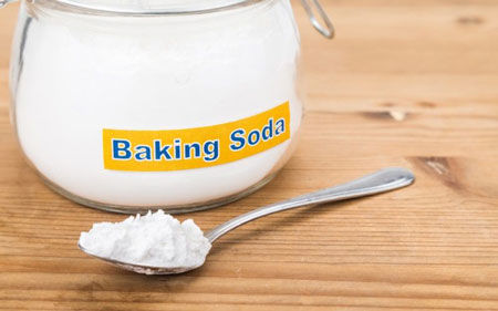 Lấy cao răng dễ như ăn kẹo bằng hỗn hợp backing soda, muối, chanh