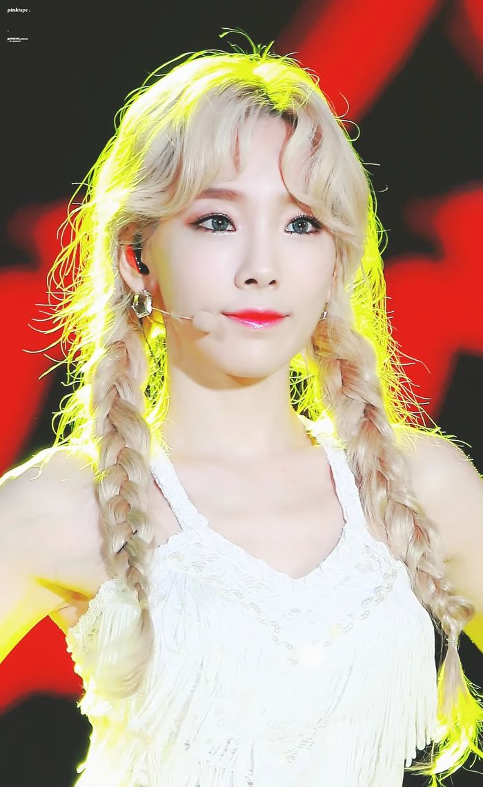 Màu tóc để đời của các idol Hàn: Da Hyun xanh tiên tử, Joy đỏ rực