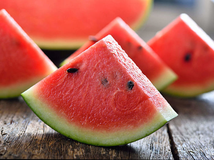 Mùa hè: Cứ 7 thực phẩm này mà dùng sẽ giúp ngăn ngừa tia UV cực tốt