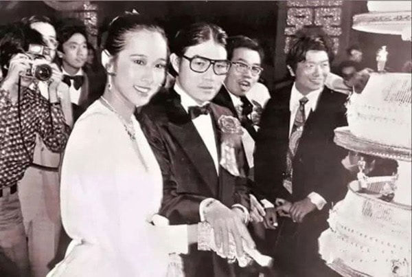 Nàng hậu tài sắc bị chồng coi như búp bê sau đám cưới 10 triệu đô