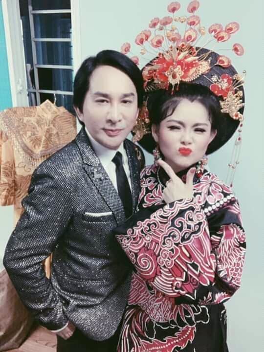 Nể vợ như Kim Tử Long: chỉ cần vợ thích là mỗi tháng đổi một chiếc xe