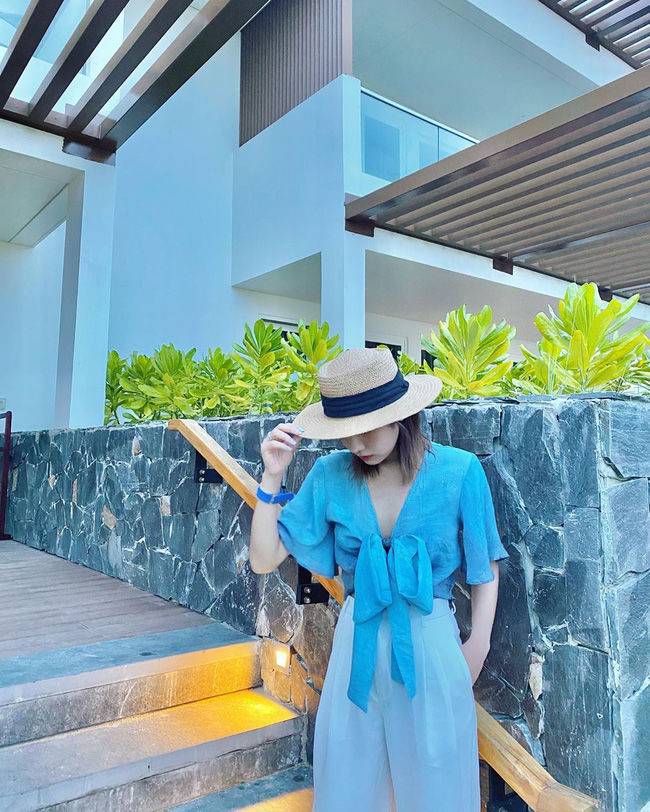 Học style du hí của Ngọc Mon, Trang Lou: Không thể thiếu váy dài