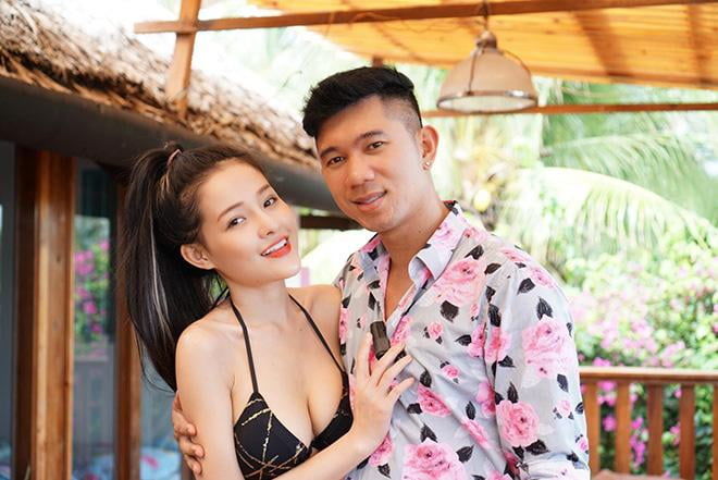 Ngân 98 mặc bikini vào mùa đông, lạ đời nhưng vẫn được bạn trai ủng hộ
