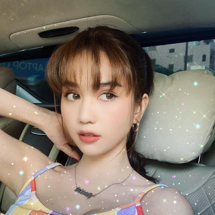 Ngọc Trinh đáp trả khi bị mỉa mai dùng chiêu trò tăng người theo dõi