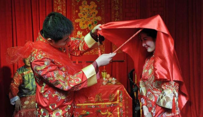 Cưới và ly hôn 23 người vợ trong 1 năm, người đàn ông bị chỉ trích