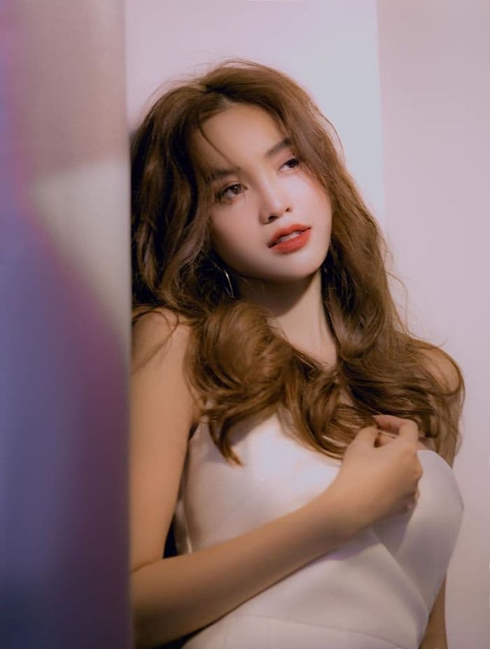 Giữa nghi vấn hẹn hò Chi Dân, Lan Ngọc ước có đại gia để đỡ cực