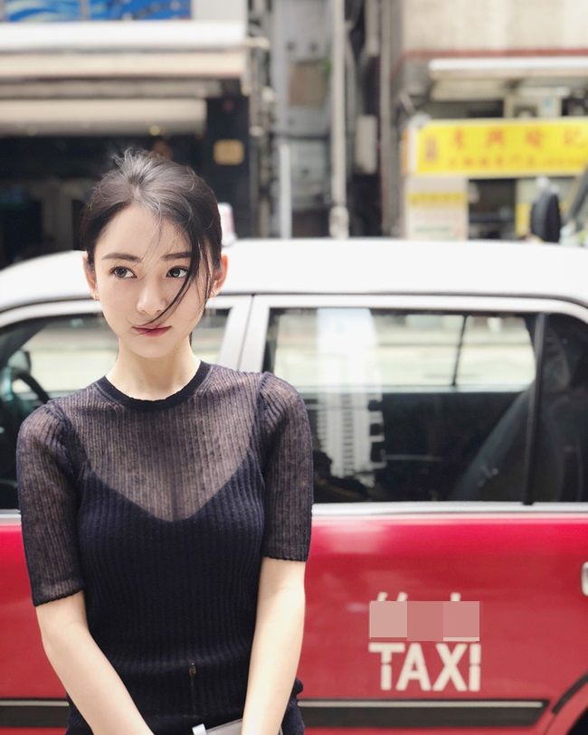 4 nữ bác sĩ nổi rần rần vì mặt đẹp dáng xinh: Bí quyết của họ là gì?