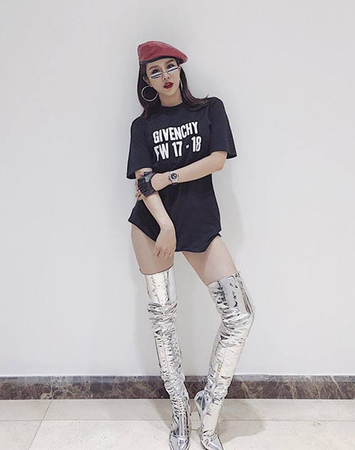 Pha mặc quần có như không có của sao Việt: Tóc Tiên nóng bỏng