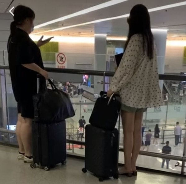 Thất thế hậu scandal, Phạm Băng Băng xuất hiện xuề xòa tại sân bay