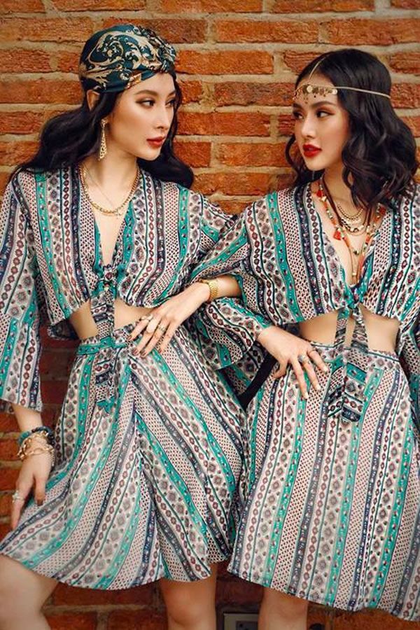 Phong cách diện đồ đôi của chị em sao Việt: Nam Anh - Nam Em trẻ trung