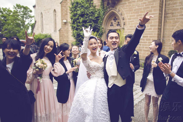 Sao nữ Cbiz 3 năm lên xe hoa 2 lần, lấy bạn thân chồng cũ vẫn viên mãn