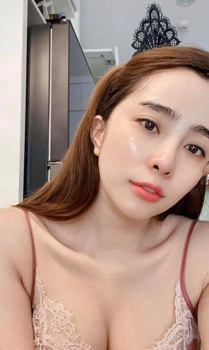 Sao nữ Vbiz ngày một nhuận sắc hậu ly hôn: Quỳnh Nga xinh đẹp quyến rũ