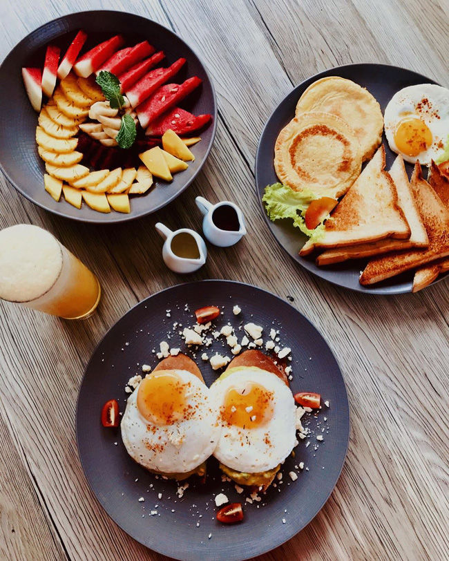 Cuộc sống của cặp đôi chồng cú vợ tiên sau 2 năm về chung nhà