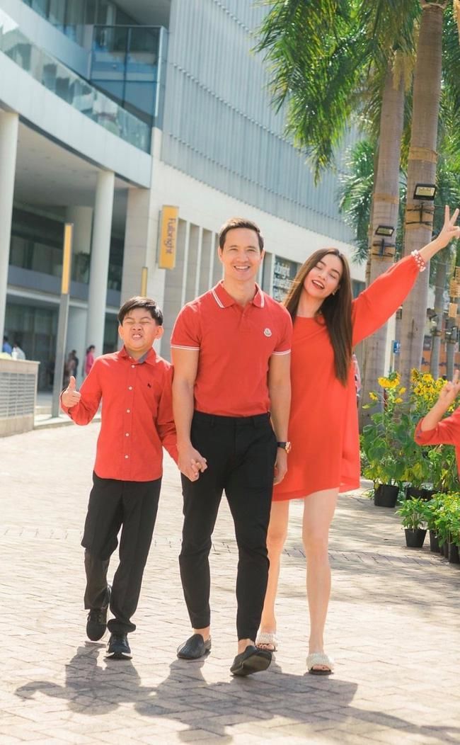 Sau scandal chèn ép nhau năm nào, Hà Hồ - Minh Hằng hiện tại ra sao?
