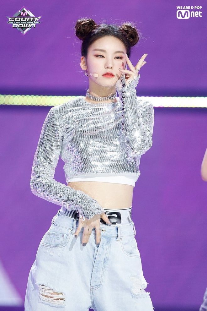 Seulgi, Chungha và những cỗ máy nhảy gây ấn tượng với giọng hát hay