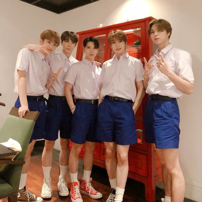 Style đồng phục của 3 ông lớn K-pop: JYP có tính đồng bộ cao