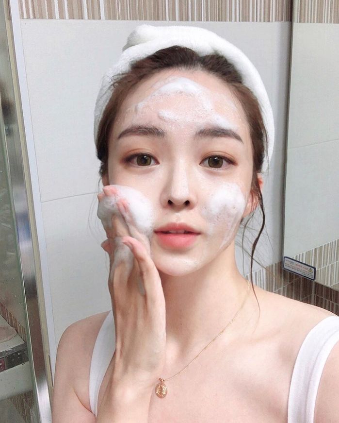 6 loại sữa rửa mặt giá bình dân mà hiệu quả vượt trội được yêu thích