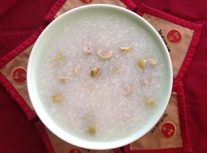 Mẹ bỉm sữa về ào ạt, dáng vóc thon gọn như son rỗi nhờ ăn quả sung
