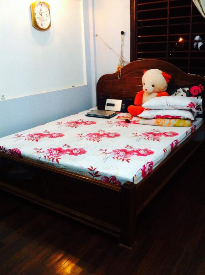 Mặc bố mẹ ngăn cản cô gái F5 phòng ngủ thành không gian sống trẻ trung