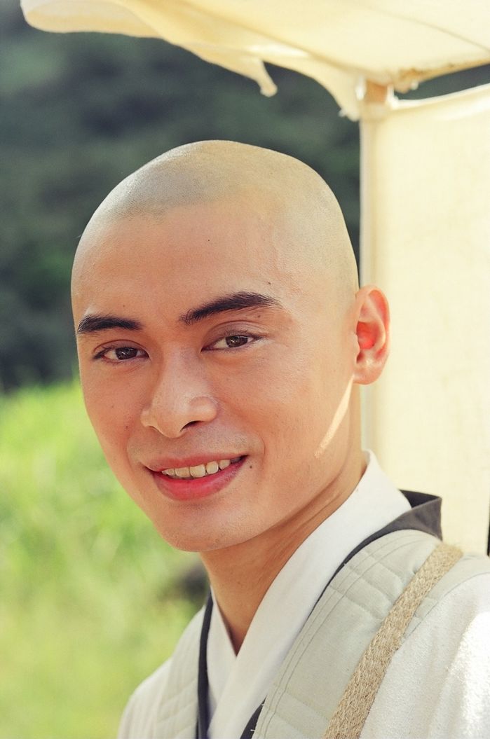 Tài tử Thiên Long Bát Bộ: Bỏ vợ theo bồ nhí, U50 sống xa xỉ dù nợ nần