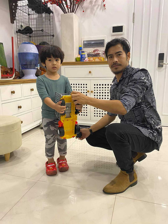 Thanh Bình bị chê xuống sắc hẳn so với thời có vợ
