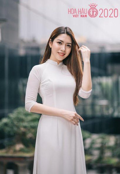 Cận cảnh vẻ đẹp của thí sinh 10x gây sốt tại Hoa hậu Việt Nam