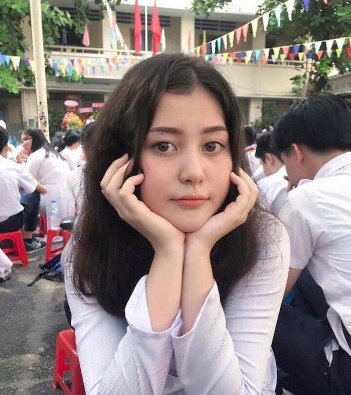 Thời của các thiếu nữ 2002: Linh Ka body nóng bỏng, vòng 1 phổng phao