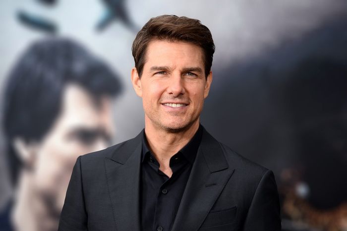 Tự lái trực thăng chỉ để đi ăn trưa, tài sản Tom Cruise khủng cỡ nào?