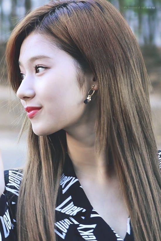 Chuyên gia thẩm mỹ đánh giá TWICE là hình mẫu dao kéo lý tưởng