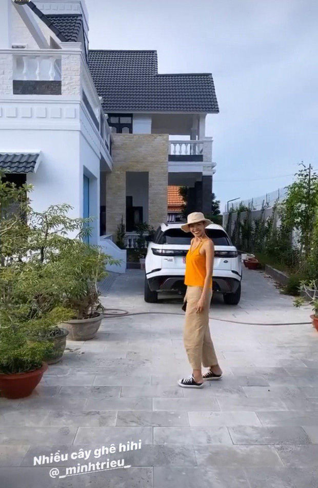 Duyên - Triệu thân thiết khi dắt nhau về thăm nhà còn được lòng bố mẹ
