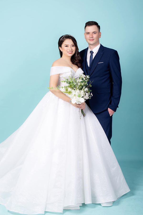 Vợ Hải Phòng, chồng tận Nam Phi: Quen 6 tháng là cưới luôn khỏi lỡ