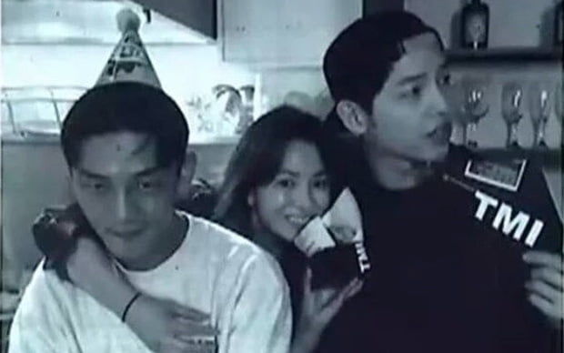Yoo Ah In đăng ảnh phong cảnh, netizen liền triệu hồi Song Hye Kyo