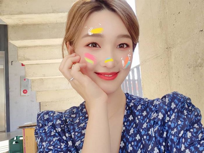 Bà mẹ trẻ nhất showbiz Hàn: Sinh 3 con vẫn xinh đẹp, tươi trẻ