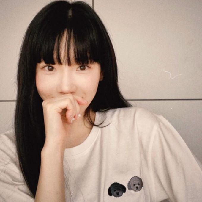 Taeyeon quay lại thời kỳ đỉnh cao nhan sắc khi cắt mái bằng