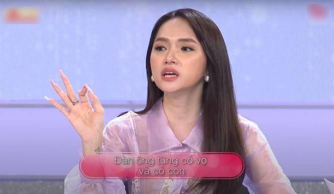 Xinh đẹp, thông minh Hương Giang vẫn tự ti trước đàn ông tài giỏi