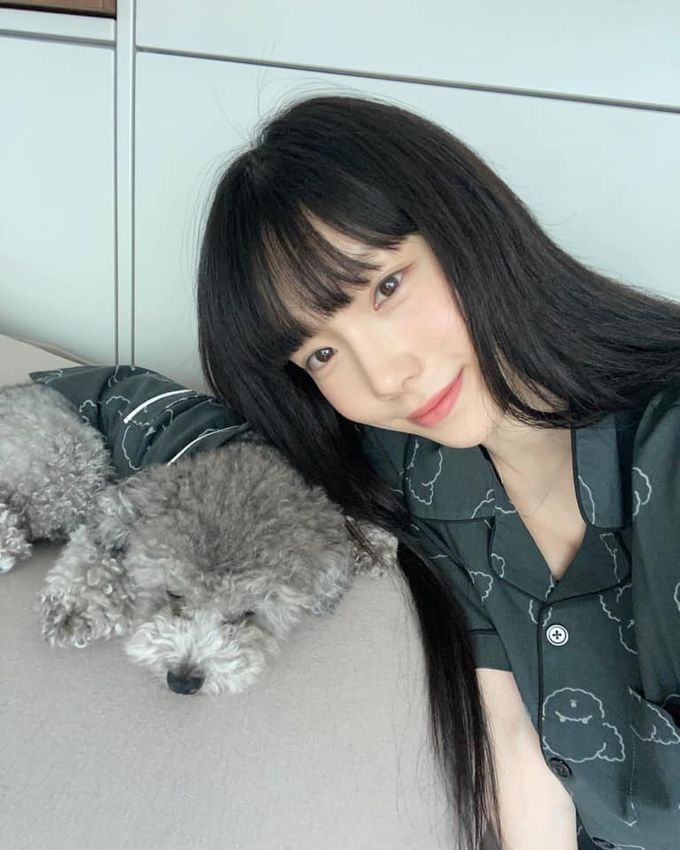 Taeyeon quay lại thời kỳ đỉnh cao nhan sắc khi cắt mái bằng