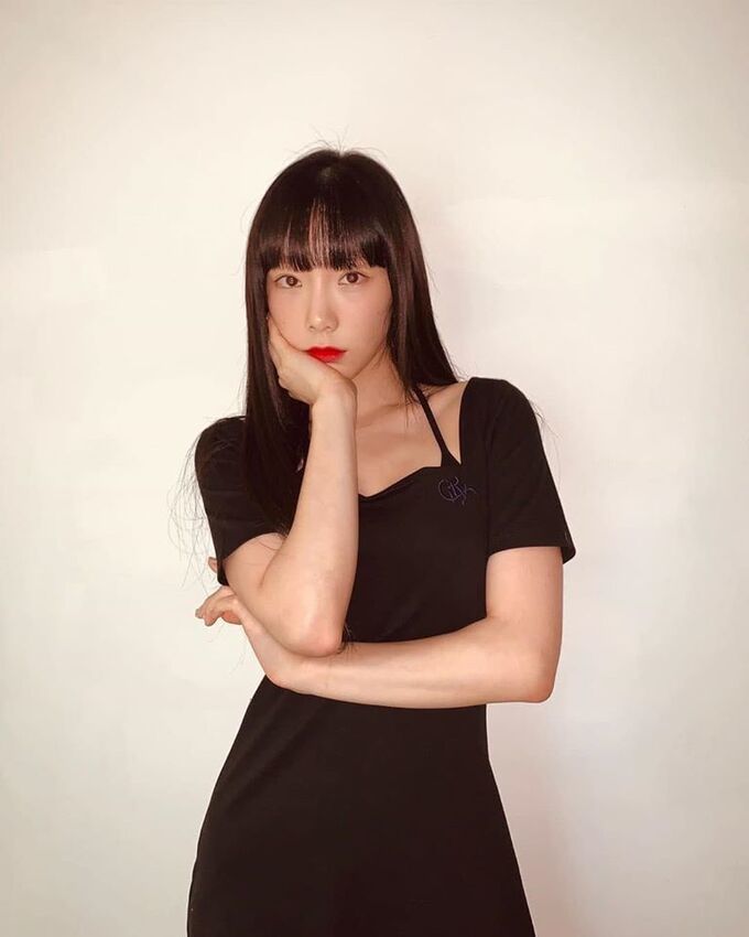 Taeyeon quay lại thời kỳ đỉnh cao nhan sắc khi cắt mái bằng