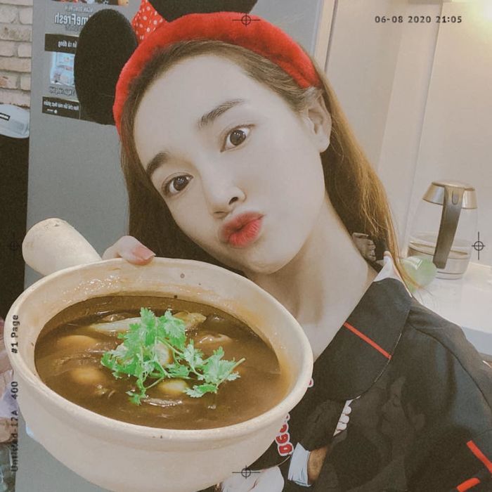 Nhã Phương tiết lộ lý do giữ hình thể mỏng manh: Để lên hình vừa vặn
