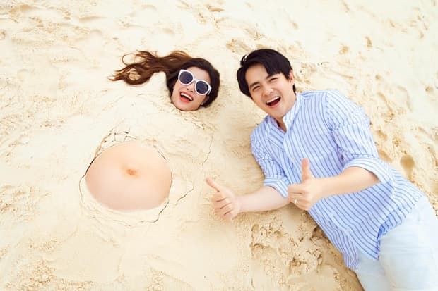 Mẹ bỉm sữa Lan Khuê khoe mặt mộc, quý tử Hà Hồ lần đầu bế em gái
