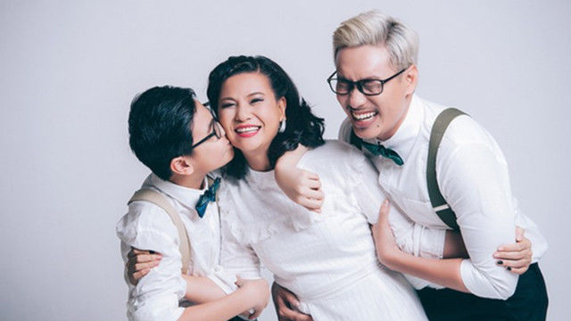 Khả Như chụp lại khoảnh khắc Cát Phượng - Kiều Minh Tuấn tình tứ