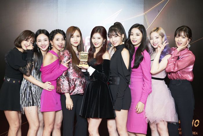 4 nhóm nhạc nữ K-pop gen 3 đạt nhiều Daesang nhất tính đến hiện tại