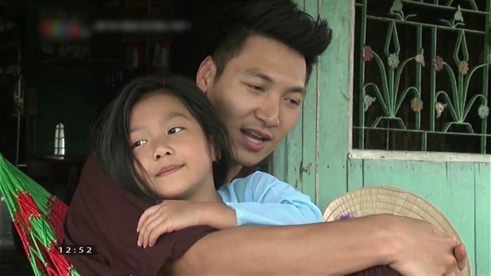5 năm sau Bố Ơi Mình Đi Đâu Thế, con gái Mạnh Trường càng xinh đẹp