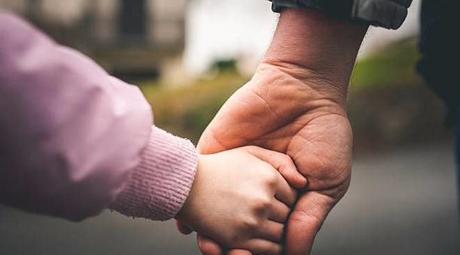 Vụ bé 2 tuổi mất tích ở Bắc Ninh: Cha mẹ hãy luôn để mắt tới con mình
