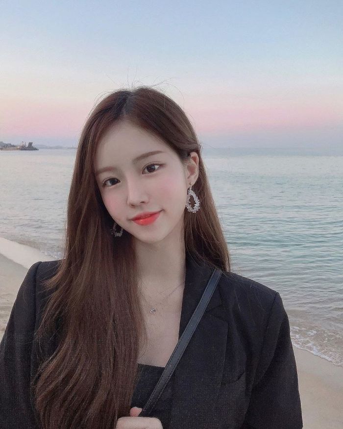 Nhan sắc hotgirl Hàn cho rằng từng nói chuyện với ViruSs