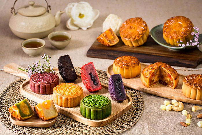Biến tấu độc lạ bánh trung thu: Hương lavender, vị trái cây hấp dẫn