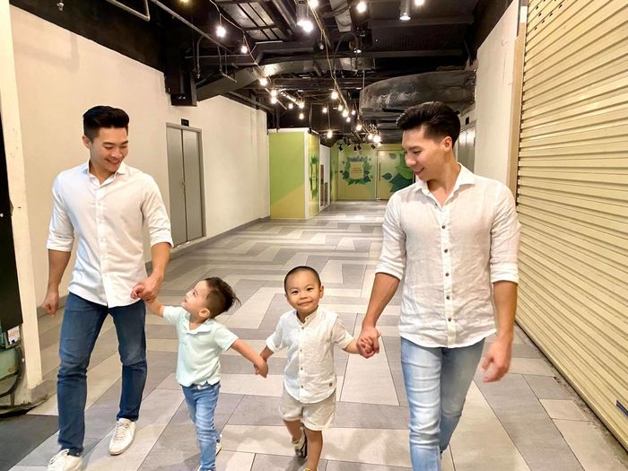 Quốc Cơ - Quốc Nghiệp khoe hình ảnh hai con trai tập luyện