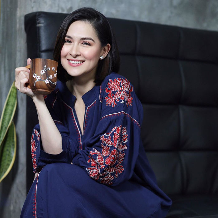 Marian Rivera U40 vẫn trẻ trung gợi cảm khi đăng ảnh mặc bra bốc lửa
