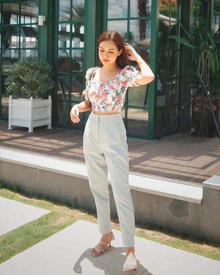 Ai sướng được như Phanh Lee: Chồng đại gia lại chụp ảnh cực có tâm