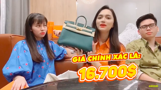 Hương Giang lần đầu đập hộp hết 900 triệu đồng