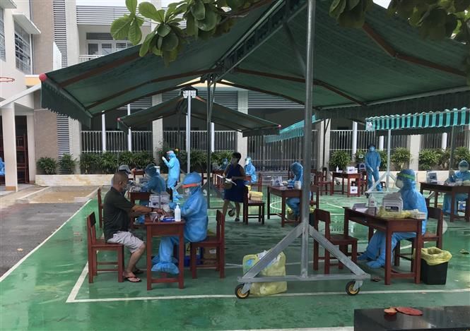 TP HCM chi viện cho Quảng Nam bác sĩ điều trị cho phi công người Anh